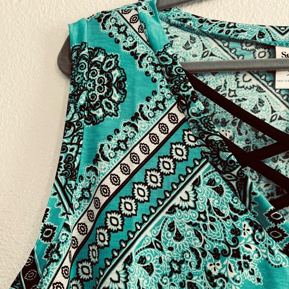 Teal and black tank, size 3X - Picture 2 of 4